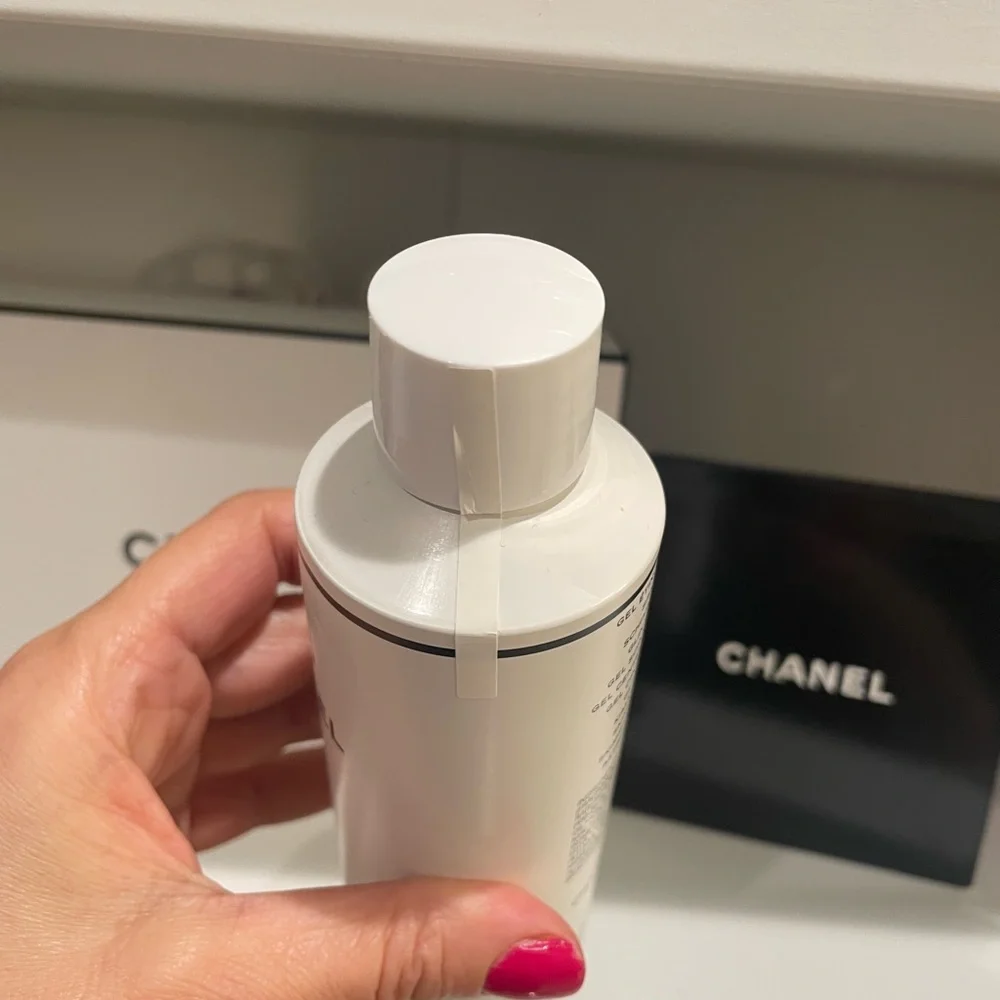 New CHANEL No 5 Factory the sparkling body gel LIMITED EDITION